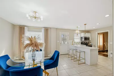 35 Saint Johns Place, West Babylon, NY 11704 - Photo 6