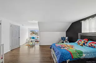 35 St Johns Pl, West Babylon, NY 11704 - Photo 18