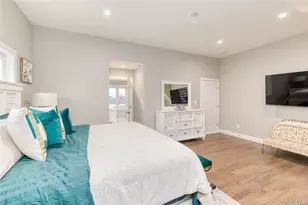 72 W Marine Ave, Lindenhurst, NY 11757 - Photo 14