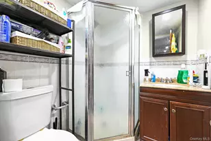 93-19 201st St, Hollis, NY 11423 - Photo 20