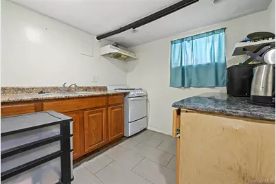 93-19 201st Street, Hollis, NY 11423 - Photo 18