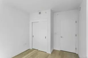 131-01 40th Rd, Flushing, NY 11354 - Photo 18