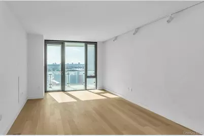 131-01 40th Road #17V, Flushing, NY 11354 - Photo 12