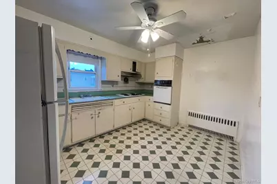 47 Brewster Avenue, Yonkers, NY 10701 - Photo 10