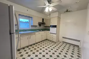 47 Brewster Ave, Yonkers, NY 10701 - Photo 10