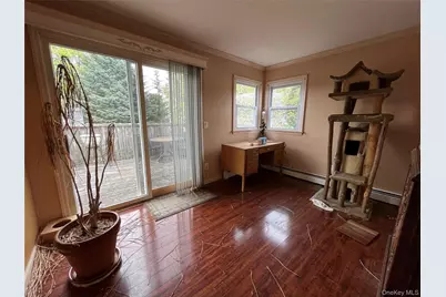 630 S Wellwood Avenue, Lindenhurst, NY 11757 - Photo 10