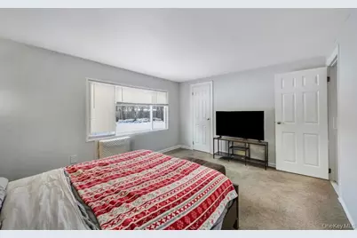 60 White Pine Way, Medford, NY 11763 - Photo 14