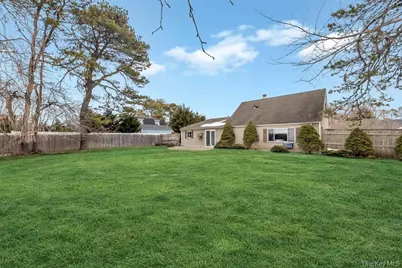 60 White Pine Way, Medford, NY 11763 - Photo 26