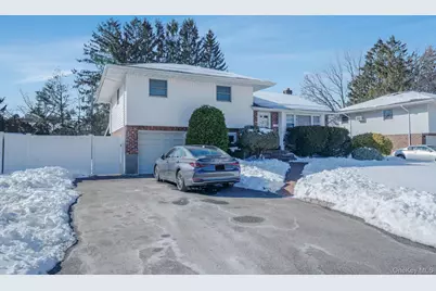 24 Kings Park Road, Commack, NY 11725 - Photo 2