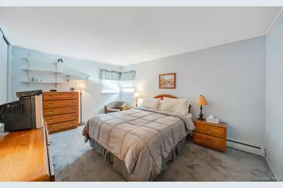 24 Kings Park Road, Commack, NY 11725 - Photo 22