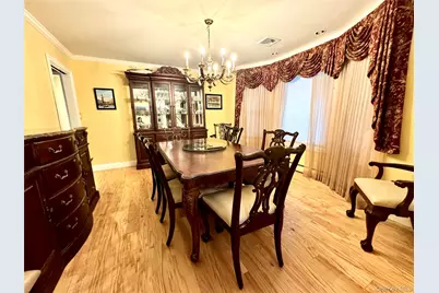 42 Hearthstone Drive, Dix Hills, NY 11746 - Photo 10