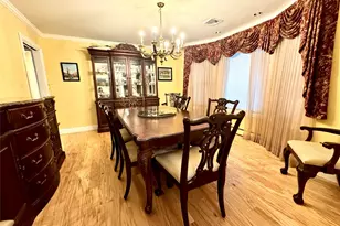 42 Hearthstone Dr, Dix Hills, NY 11746 - Photo 6