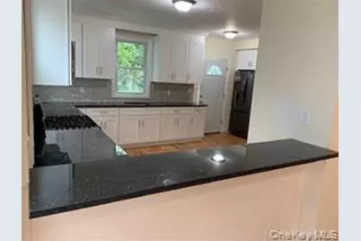 16 Park Avenue, White Plains, NY 10603 - Photo 12