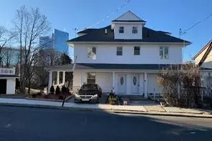 16 Park Ave, White Plains, NY 10603 - Photo 2