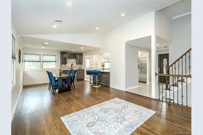 1 Milford Lane, Glen Cove, NY 11542 - Photo 14