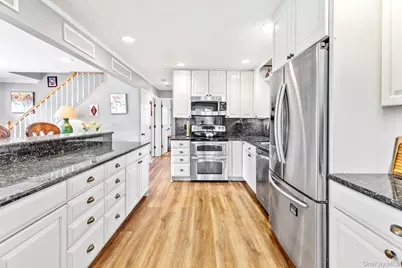 79 E Tiana Road, Hampton Bays, NY 11946 - Photo 14