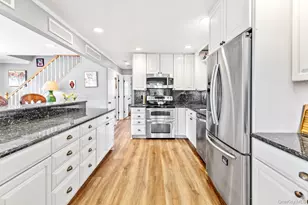 79 E Tiana Rd, Hampton Bays, NY 11946 - Photo 14