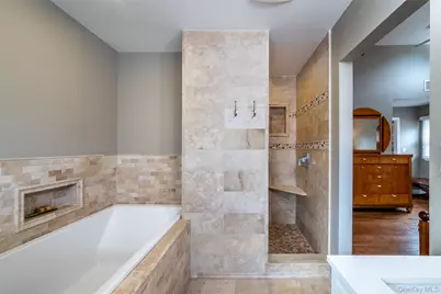 29 Oakdale Avenue, New Rochelle, NY 10801 - Photo 14