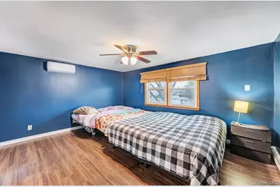 26 Family Lane, Levittown, NY 11756 - Photo 12