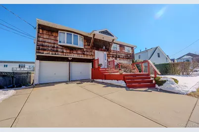 711 S Bayview Avenue, Freeport, NY 11520 - Photo 34