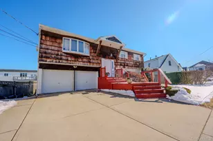 711 S Bayview Ave, Freeport, NY 11520 - Photo 34