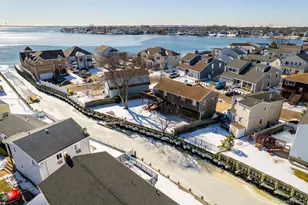 711 S Bayview Ave, Freeport, NY 11520 - Photo 4