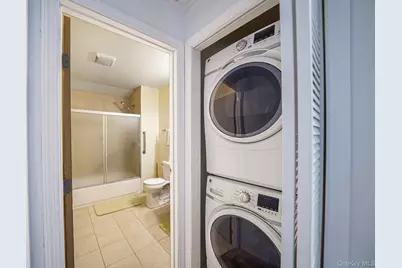 121 Foxdale Lane, Port Jefferson, NY 11777 - Photo 14