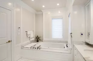 19 Gilbert Rd, Great Neck, NY 11024 - Photo 24