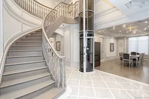 19 Gilbert Rd, Great Neck, NY 11024 - Photo 4