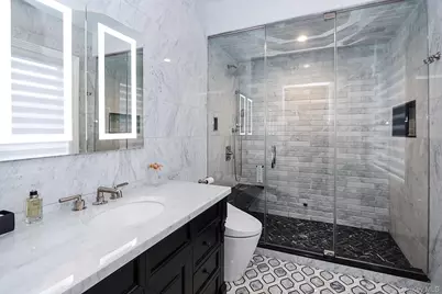 19 Gilbert Road, Great Neck, NY 11024 - Photo 26