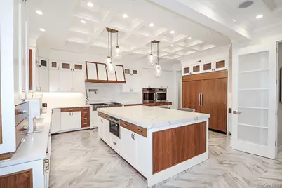 19 Gilbert Road, Great Neck, NY 11024 - Photo 14