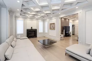 19 Gilbert Rd, Great Neck, NY 11024 - Photo 18