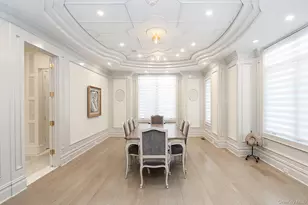 19 Gilbert Rd, Great Neck, NY 11024 - Photo 6