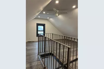 225 Lexington Avenue, Oyster Bay, NY 11771 - Photo 10