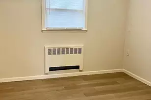 143 Delaware Ave, Bay Shore, NY 11706 - Photo 16