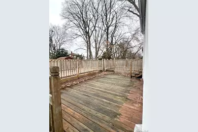 143 Delaware Avenue, Bay Shore, NY 11706 - Photo 22
