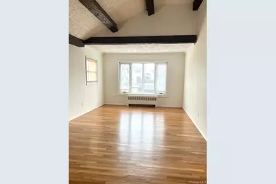 143 Delaware Avenue, Bay Shore, NY 11706 - Photo 8