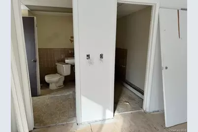 2960 US Route 9W, New Windsor, NY 12553 - Photo 18