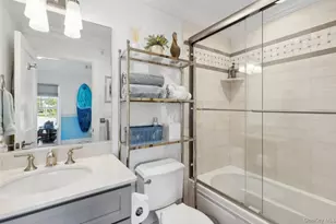 34 Village Green Dr, Southampton, NY 11968 - Photo 14