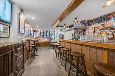 247 E 50th Street, New York, NY 10022 - Photo 4