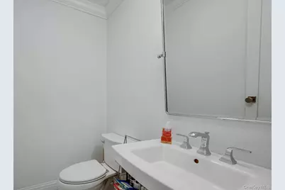 33 Roselle Avenue #K, Pleasantville, NY 10570 - Photo 10