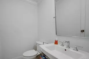 33 Roselle Ave, Pleasantville, NY 10570 - Photo 10