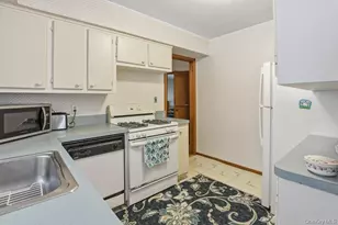 3 Coral Cove, East Norwich, NY 11732 - Photo 6