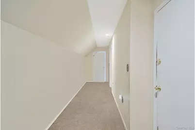 47 Holiday Boulevard, Center Moriches, NY 11934 - Photo 18