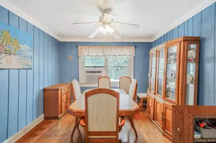 47 Holiday Blvd, Center Moriches, NY 11934 - Photo 10