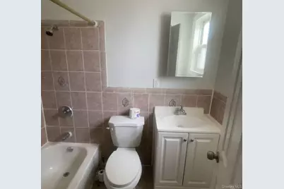 15217 135th Avenue, Jamaica, NY 11434 - Photo 4