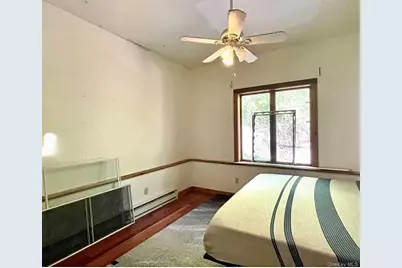 159 E Dorsey Lane, Poughkeepsie, NY 12601 - Photo 6