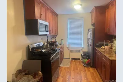 2080 Barnes Avenue #6F, Bronx, NY 10462 - Photo 2