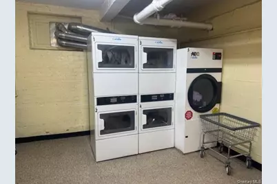 2080 Barnes Avenue #6F, Bronx, NY 10462 - Photo 8