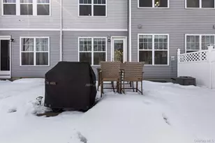 8 Atwood Dr, Middletown, NY 10940 - Photo 24